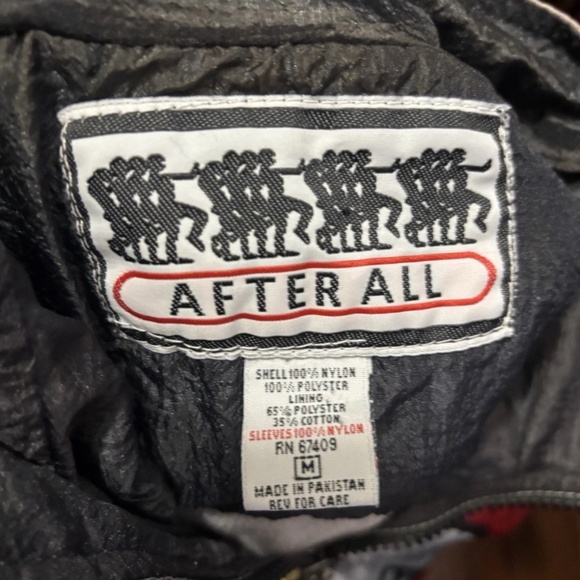 Vintage Picasso Abstract Print Bomber Jacket 80’s nylon medium - Picture 3 of 4